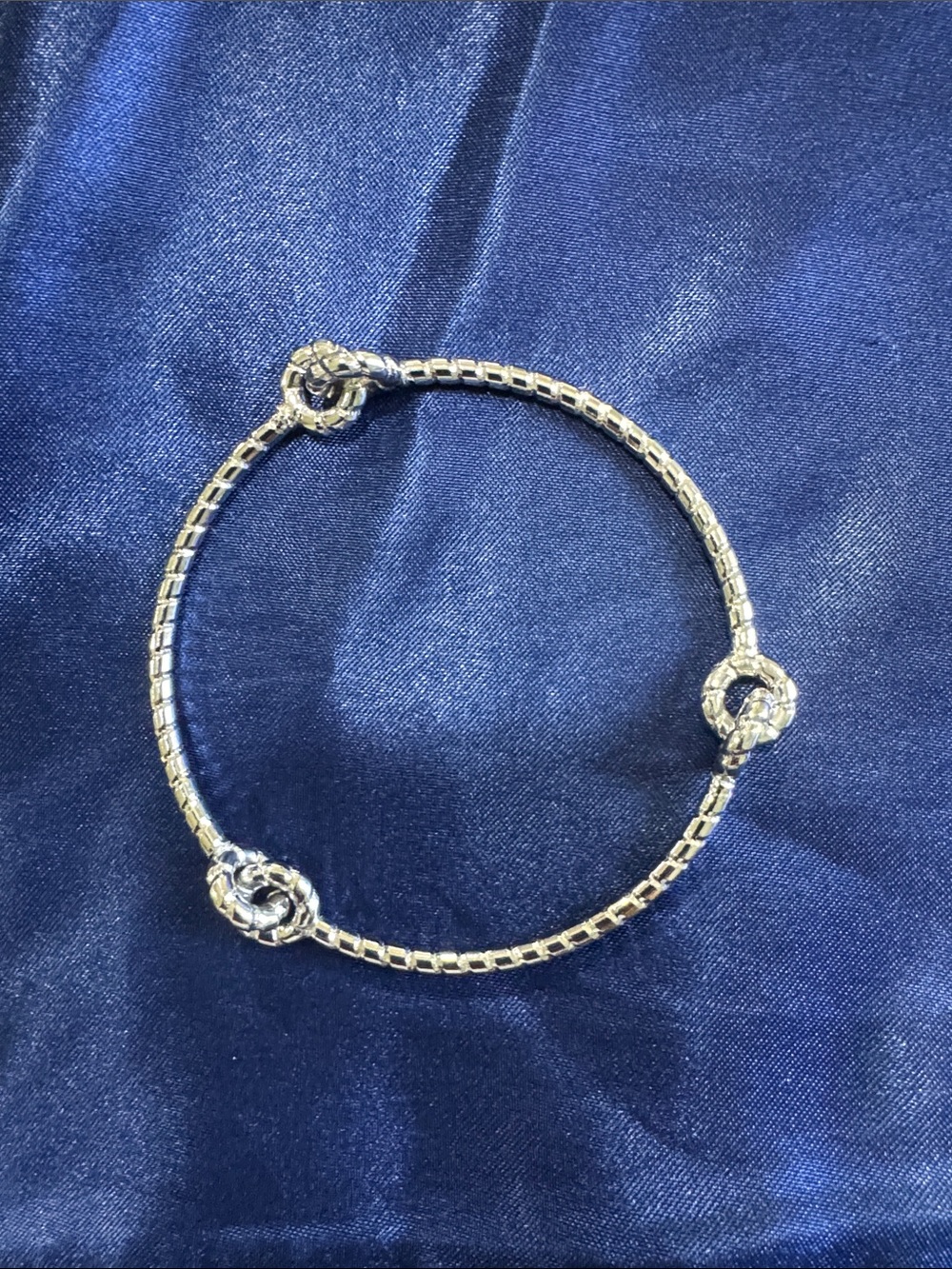 Silver Knot Accent Bangle Bracelet - Women Jewelry